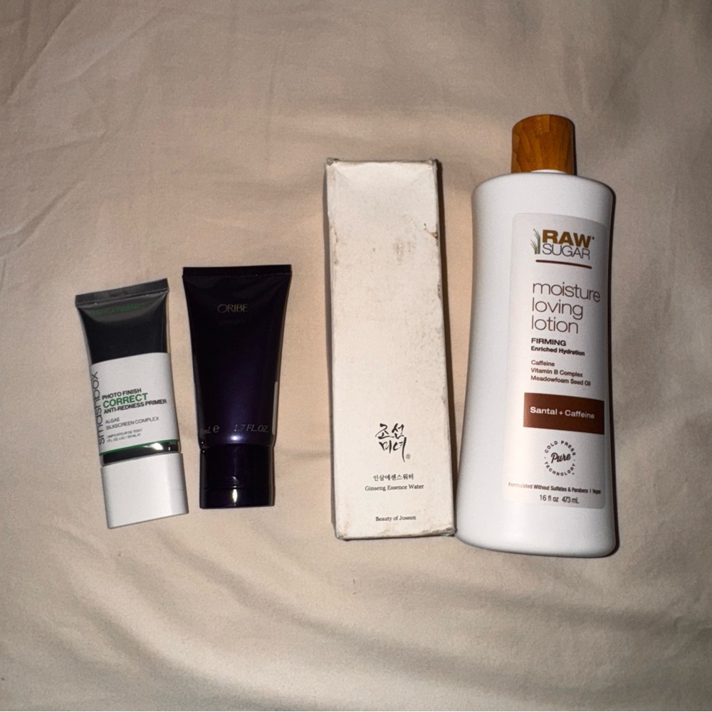 PRODUCT LOT INCLUDES 4 ITEMS